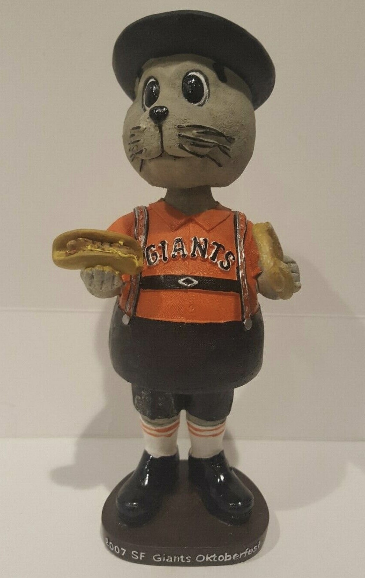 Lou Seal