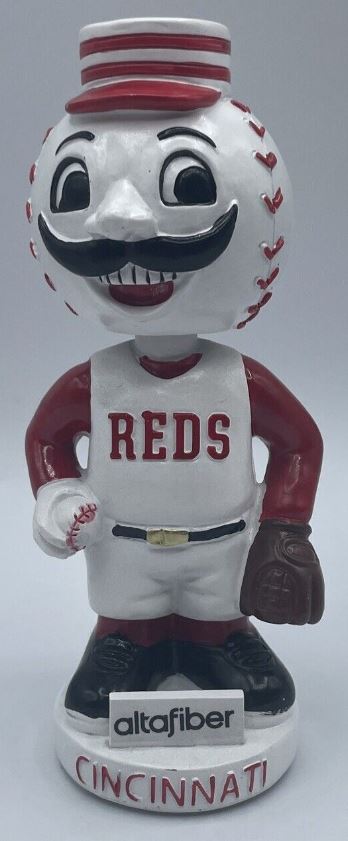 Mr. Redlegs