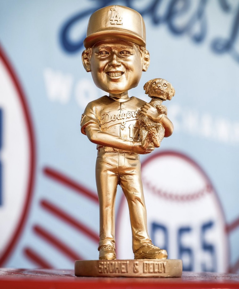 Shohei Ohtani & Decoy (Variant)