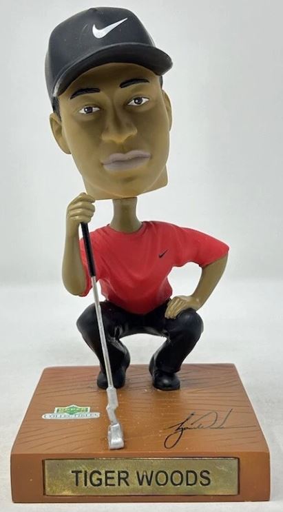 Tiger Woods (Red Crouch)