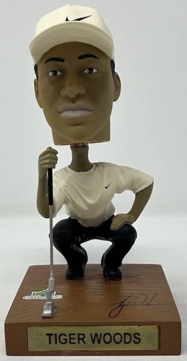 Tiger Woods (White Crouch)